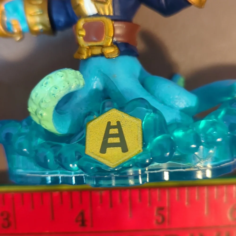Skylanders Superchargers Swap Force Wah Buckler Blast Zone Reef Ripper Thump